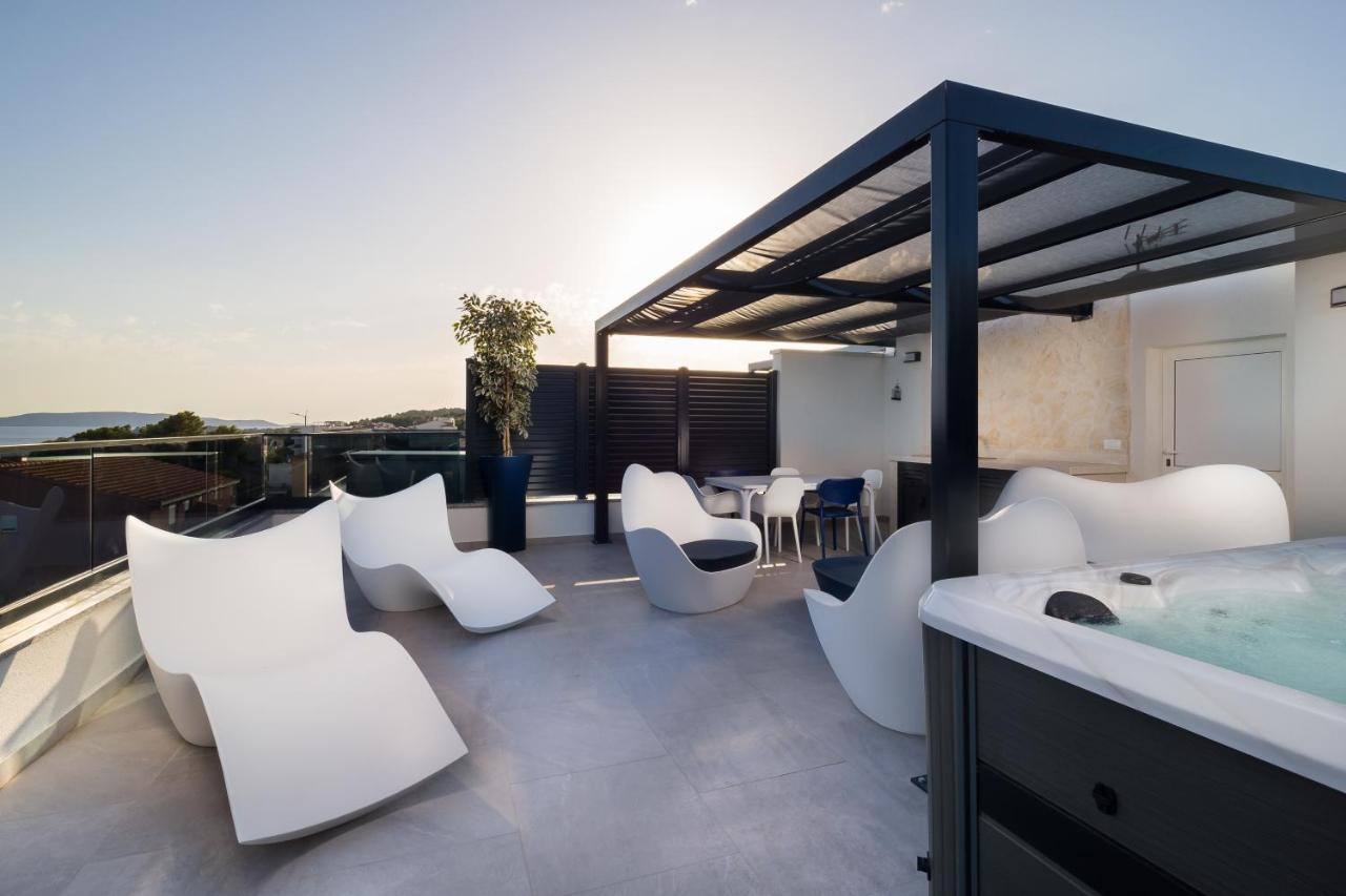 Luxury Apartment- Balcony- Private Rooftop And Jacuzzi- Common Pool Trogir Exteriör bild