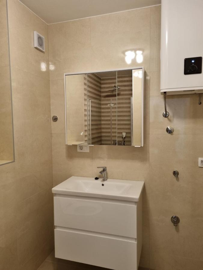Luxury Apartment- Balcony- Private Rooftop And Jacuzzi- Common Pool Trogir Exteriör bild